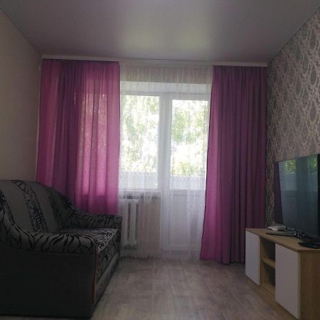 Подобово Квартира В Центрі Міста Konotop Esterno foto